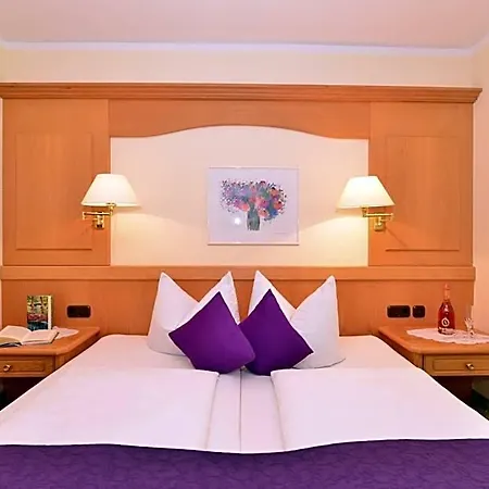 Hotel Garni Ingeborg 4*