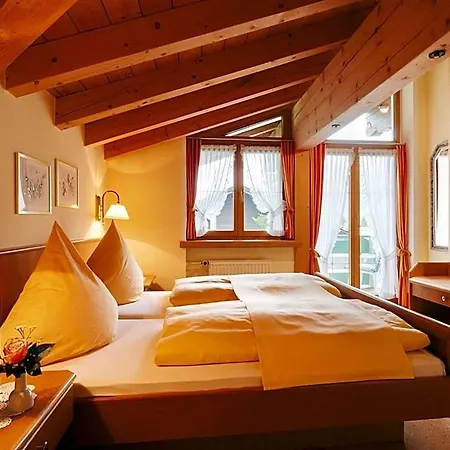 Garni Ingeborg Hotel Mittelberg